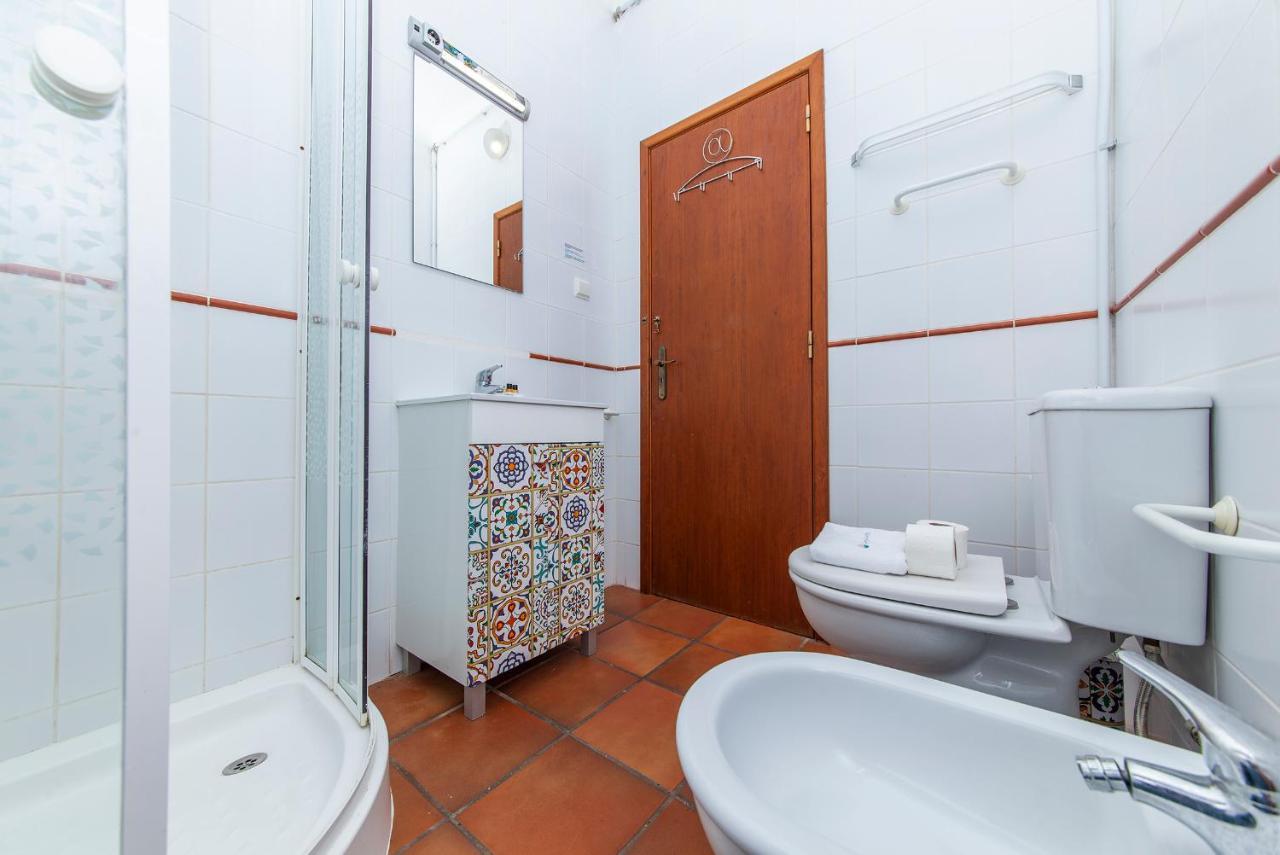 J - Casa Do Farol Guesthouse Lagos Eksteriør bilde